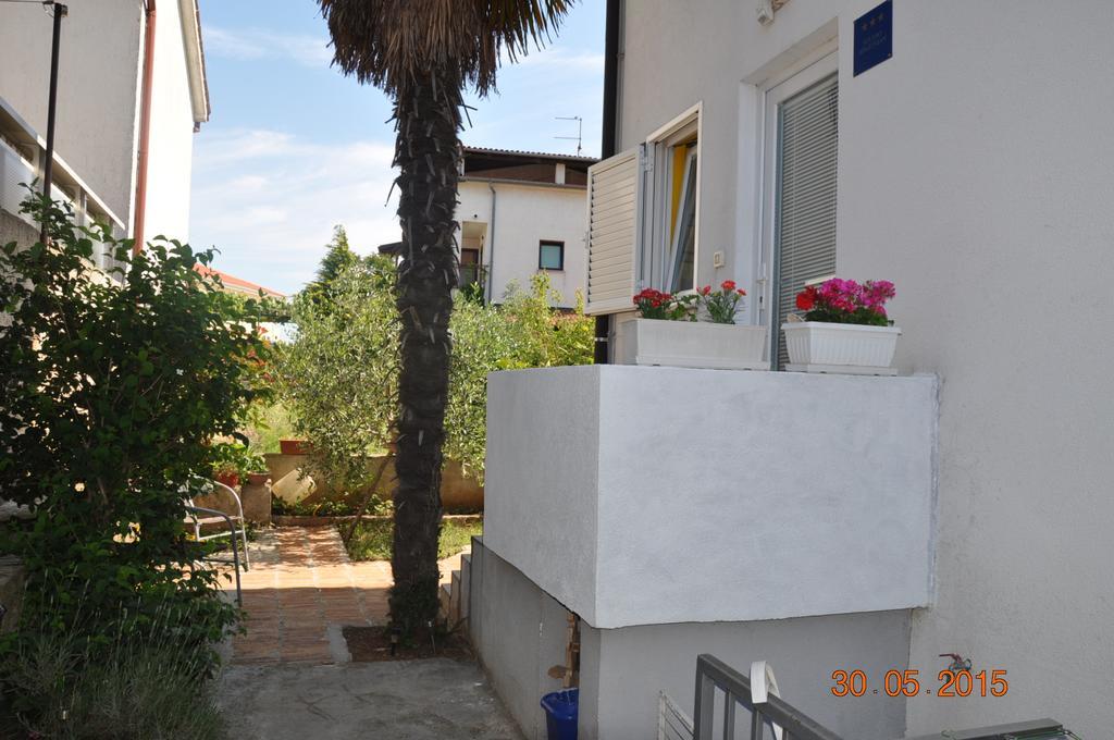 Apartments Mery Rovinj Bilik gambar